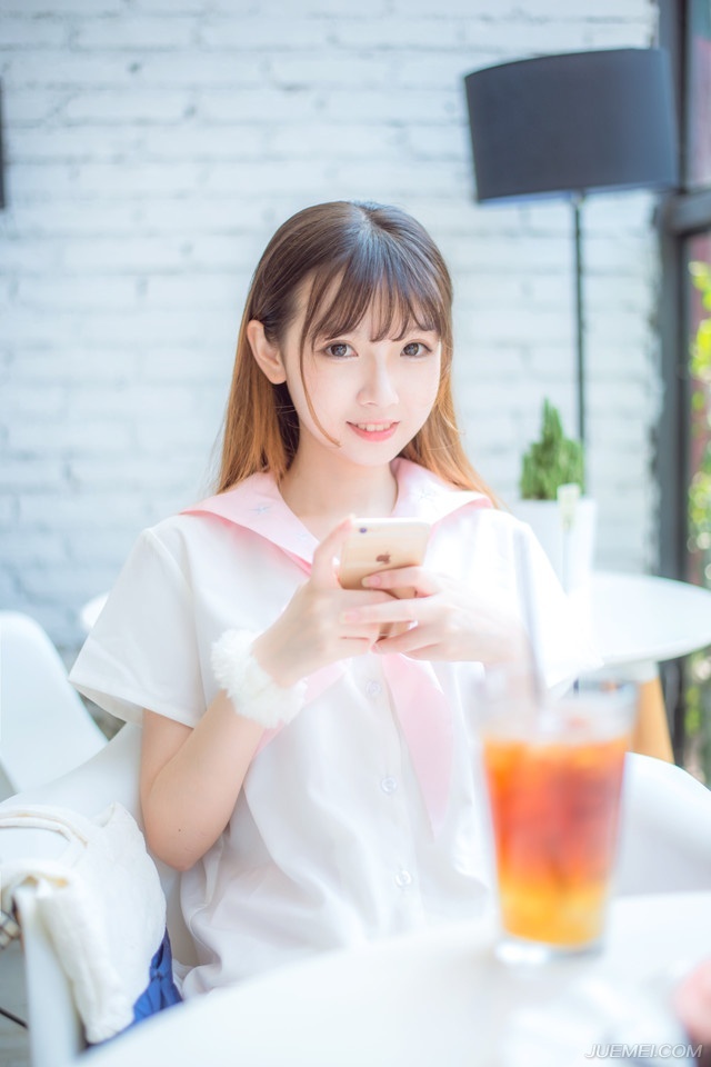 “你说什么！？”刘璝闻言，不禁大怒，这丑鬼说话真是太叫人讨厌了。